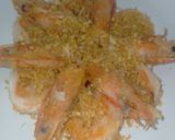 รูปขั้นตอนการทำที่ 4 ของ กุ้งขาวทอดโรยกระเทียมเจียว | Fried Shrimps with Fried Garlic