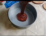 A picture of step 3 of Oreo Cake.