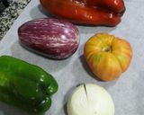 A picture of step 1 of Esgarraet or Bacalao Espencat.