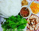 Hình bước làm 1 của món Bún mắm nêm thịt heo quay