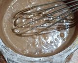 A picture of step 4 of Chocolate-Peanut butter Ice-cream Cake.