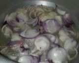 A picture of step 1 of Lauki gosht ka salan.