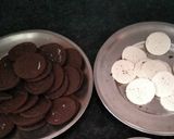 A picture of step 1 of Oreo balls.