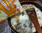 Foto langkah ke 4 dari resep Creamy Chicken Mushroom.