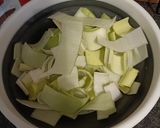 A picture of step 1 of Bacon and bean soup.