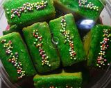 Foto langkah ke 6 dari resep Pandan Wafer.