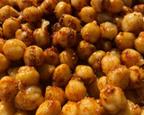 Foto del paso 1 de la receta: Garbanzos especiados tostados al horno (snack saludable)
