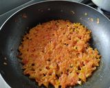 Foto del paso 2 de la receta: Huevos🍳🥰 pericos🫓 con arepa🧈🍅🧅