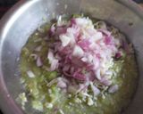 A picture of step 2 of Zucchini pan cake.