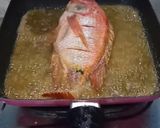 Foto langkah ke 4 dari resep Ikan Nila Goreng Marinasi Ala Chef Rudy Choirudin.