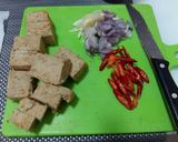 Foto langkah ke 1 dari resep Tumis Oncom.