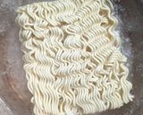 Foto langkah ke 1 dari resep Sosis Mie gulung.