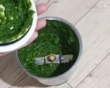 A picture of step 2 of Fresh Coriander & Garlic Chutney with Fry Sesame Seeds.