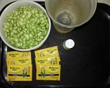 Foto langkah ke 1 dari resep Susu Edamame.