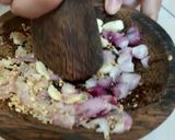 Foto langkah ke 2 dari resep Gepuk Sapi Goreng.