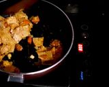 A picture of step 9 of Chilli chapati.