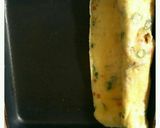 Foto langkah ke 5 dari resep Telur dadar gulung.