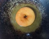 Foto langkah ke 7 dari resep Donat Maizena Topping Glazing Simple.