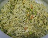 A picture of step 6 of Spinach and green peas Pulao.