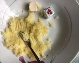 Hình bước làm 1 của món Bánh khoai tây phô mai rán