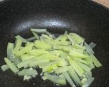 Foto langkah ke 5 dari resep Tumis 1 Bahan (Labu Siam).