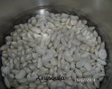 A picture of step 1 of Baked Giant Beans.