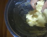 Foto langkah ke 2 dari resep Resep Kue Semprit Susu 3 Bahan Renyah Mudah dan Enak | Kue Lebaran.