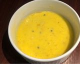 A picture of step 4 of Banana/Granadilla Muffins.