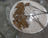 Foto del paso 4 de la receta: Budín de Banana con dulce de Leche y pasas de uvas