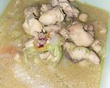 Foto langkah ke 7 dari resep Soto Ayam Sawi Putih Kuah Santan.