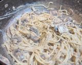 Foto langkah ke 5 dari resep Creamy fettuccine pasta.