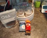 Foto del paso 1 de la receta Yogur griego con chía y canela en yogurtera