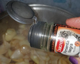 Foto del paso 3 de la receta: Solomillo de cerdo con leche evaporada en olla rápida