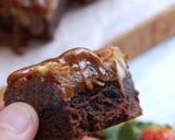 Foto langkah ke 8 dari resep Salted Caramel brownie CheeseCake.