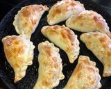Foto del paso 9 de la receta: Empanadas de bondiola mechada 😋