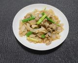 A picture of step 7 of Stir-Fried Meinong Rice Noodles (Easy Recipe).