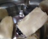 A picture of step 1 of Banana shake.