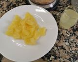 Foto del paso 2 de la receta Bruixa amb salsa de pinya i ametlles