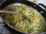 पत्ता गोभी मटर की सब्जी