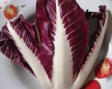 Foto del passaggio 1 della ricetta Risotto al radicchio e crudo
