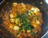 A picture of step 3 of Paneer capsicum masala.