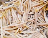 Hình bước làm 1 của món Cá cơm chiên giòn(món chay)