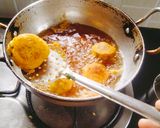A picture of step 4 of Leftover Potato Sabji Batata Vada.
