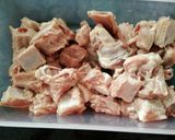 Hình bước làm 1 của món Sườn non sốt chanh dây
