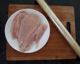 Kotlet z piersi w panierce z płatków Cornflakes z tzatzikami krok przepisu 1 zdjęcie