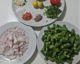 A picture of step 1 of Bhindi Karahi.