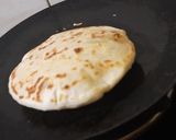 चीज़ चिली कुलचा (Cheese chilli kulcha recipe in hindi) रेसिपी चरण 4 फोटो