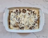 Foto del passaggio 4 della ricetta Lasagna bianca con funghi champignon