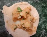 आलू का क्रिस्पी पराठा (aloo ka crispy paratha recipe in Hindi) रेसिपी चरण 3 फोटो