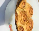 A picture of step 7 of Cinnamon roll's.